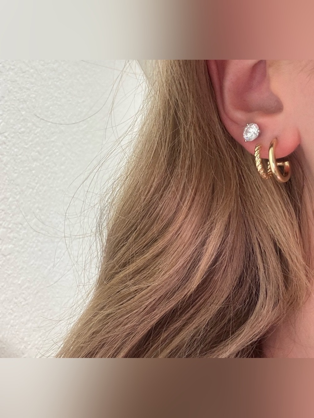 Kendra Scott Gold Twisted Double Hoop Huggie